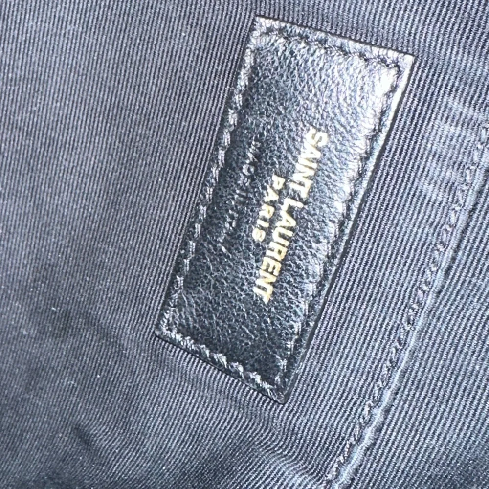 Saint Laurent Black Crossbody Bag - Picture 15 of 16
